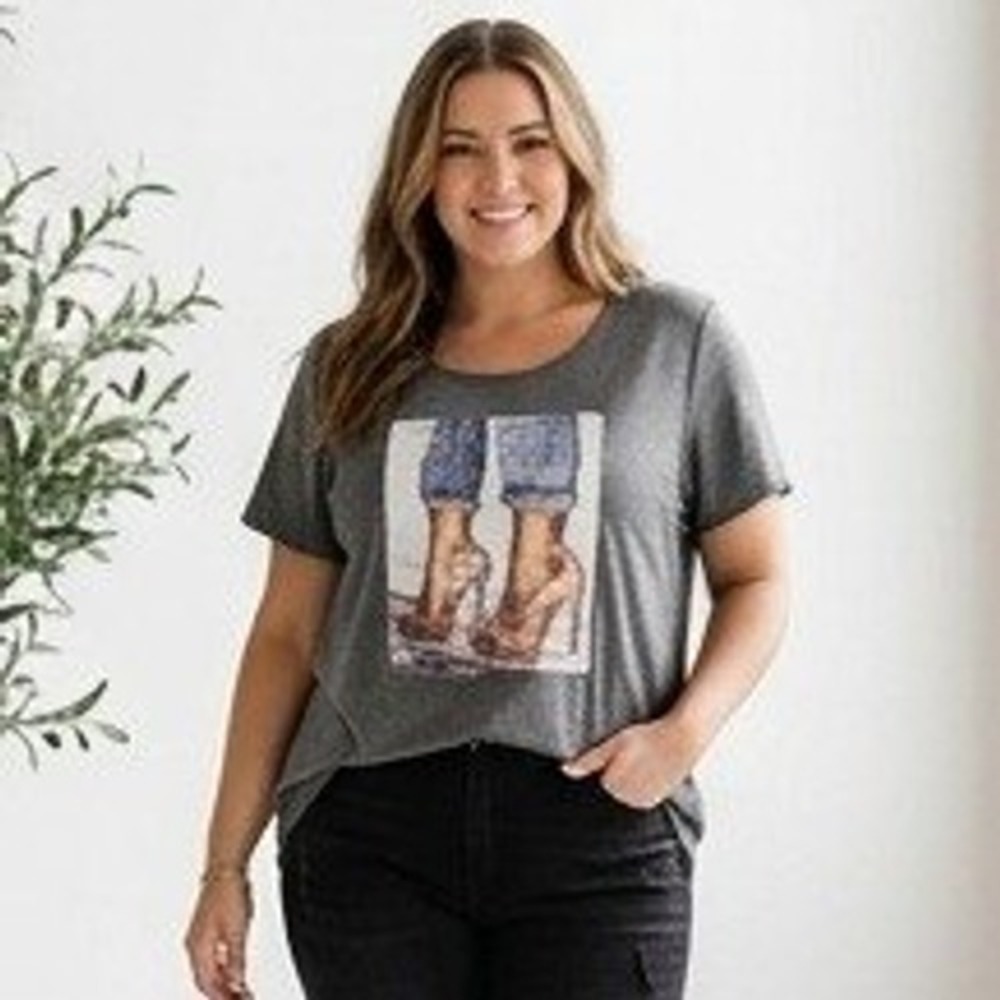 Love J Womens 3X Gray Graphic Tee Heels Rhinestone Hi-Lo Hem Short Sleeve Top